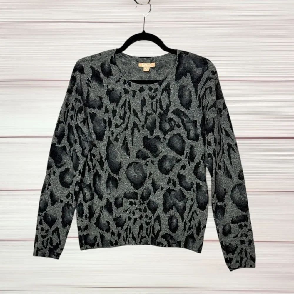 Kier + J Cashmere Sweater Leopard Animal Print Gray Black Crew Neck Petite M